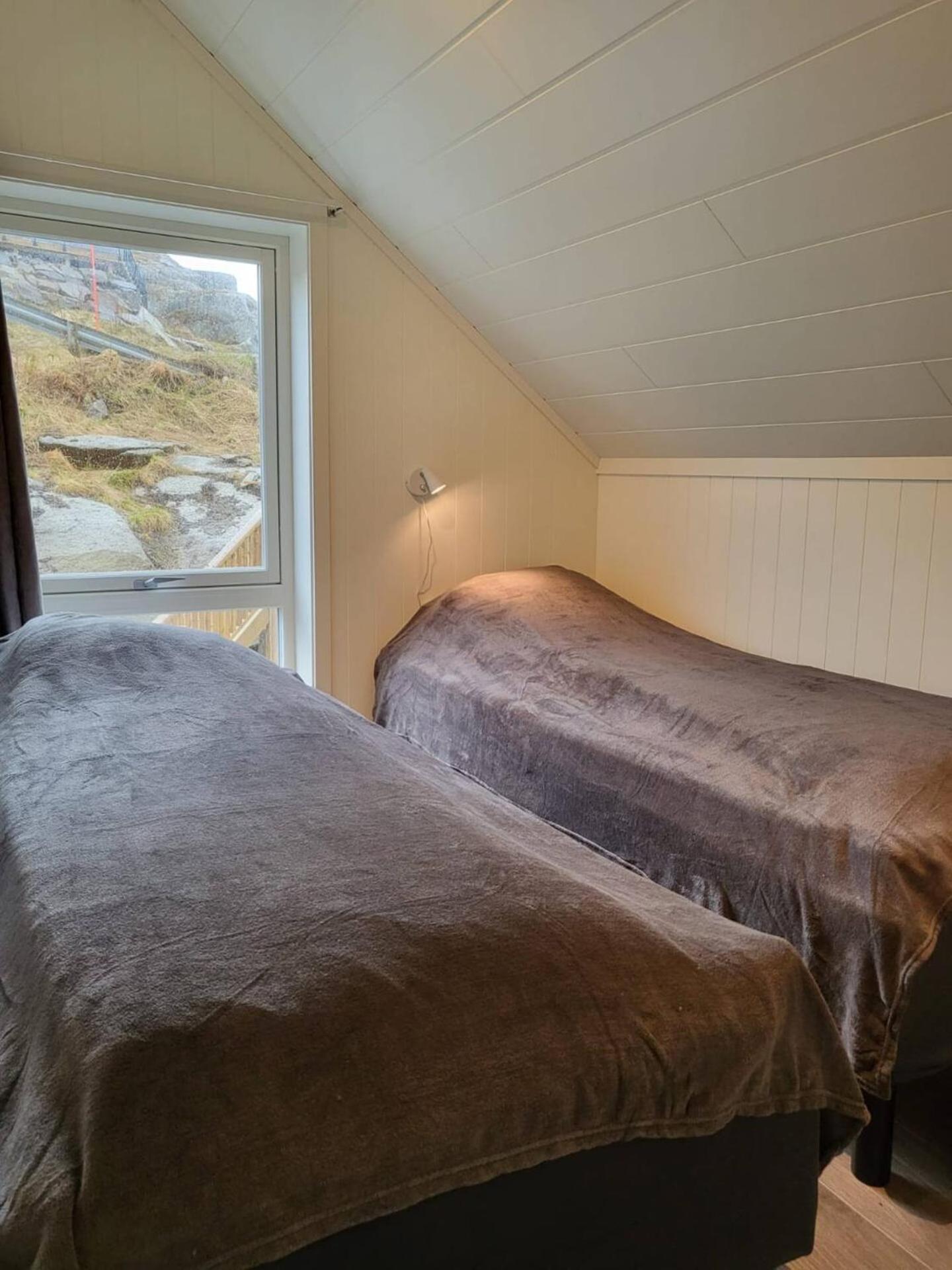 Spektakulaer Rorbu I Autentiske Omgivelser Ballstad Exterior photo